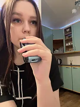 Marylallka5 online show from 12/25/24, 01:09