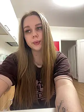 Marylallka5 online show from 04/15/26, 07:10