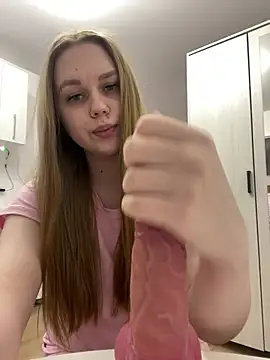 Marylallka5 online show from 04/28/26, 02:11
