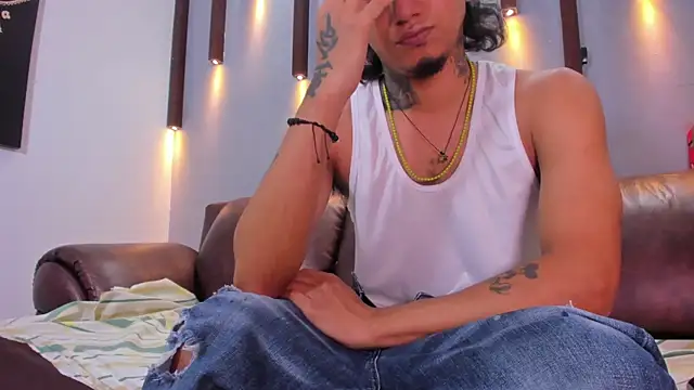  cannabitch online show from 12/20/24, 01:22