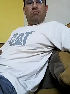 lover camer online show from 03/18/25, 04:04