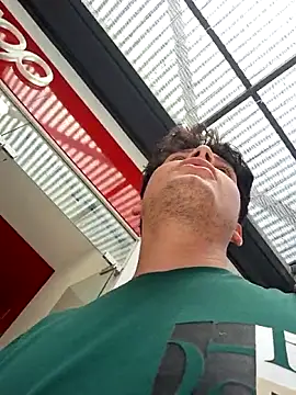  Ottis  online show from 10/21/25, 03:46