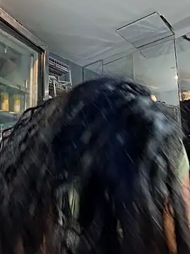 Snapshot of MAREIA_25 chatting on 03/14/25, 01:16 MAREIA 25 online show from 03/14/25, 01:16