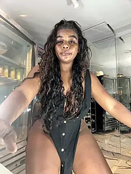 Snapshot of MAREIA_25 chatting on 03/20/25, 03:36 MAREIA 25 online show from 03/20/25, 03:36