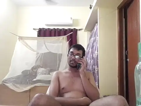 THE NAKED BOY online show from 12/18/25, 12:55