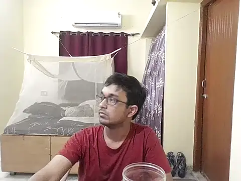 THE NAKED BOY online show from 05/20/26, 12:55