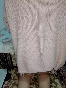 Snapshot of Diana-sexy chatting on 11/16/25, 01:22 Diana-sexy online show from 11/16/25, 01:22