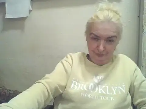 Meri798 online show from 11/24/25, 07:13