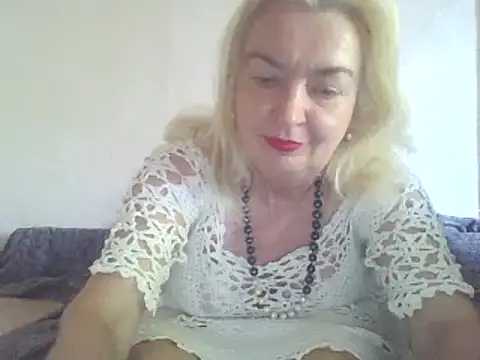 Snapshot of Meri798 chatting on 07/05/26, 08:54 Meri798 online show from 07/05/26, 08:54