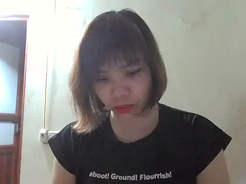 Angela-Eira online show from 09/10/25, 08:53