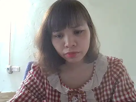 Angela-Eira online show from 12/23/25, 09:07