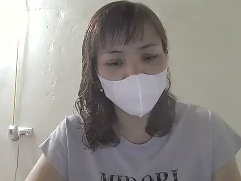 Angela-Eira online show from 05/06/26, 10:42