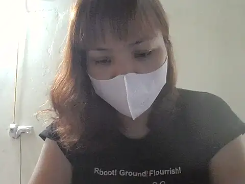 Snapshot of Angela-Eira chatting on 06/11/26, 04:32 Angela-Eira online show from 06/11/26, 04:32