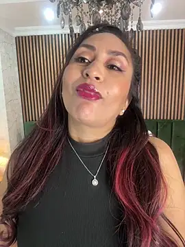 MonicaMoret online show from 03/13/26, 12:45