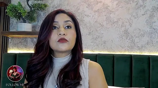 MonicaMoret online show from 05/19/26, 12:33