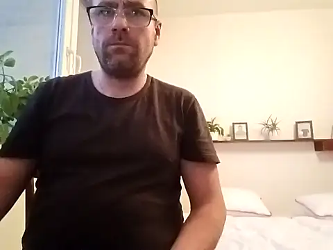Snapshot of amok0 chatting on 03/03/25, 04:56 amok0 online show from 03/03/25, 04:56