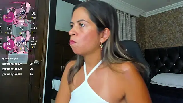 stella xue online show from 02/11/25, 10:50