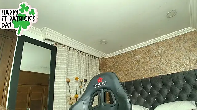 stella xue online show from 03/17/25, 08:09