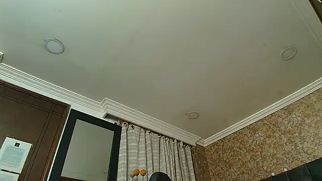 stella xue online show from 09/24/25, 08:01