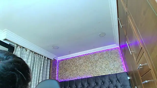 stella xue online show from 10/06/25, 08:39