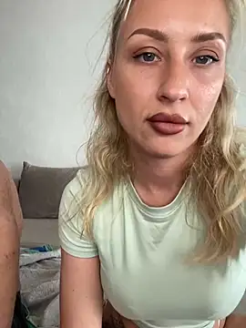 belle98 online show from 03/21/25, 01:56