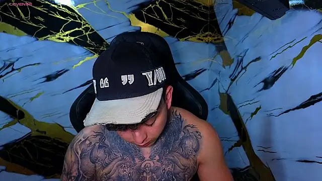 Kevin22 222 online show from 04/23/26, 01:51