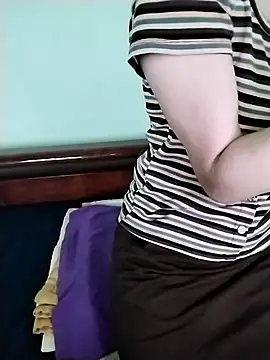 Luxcute286 online show from 03/30/26, 12:44