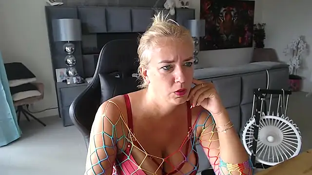 Wendysexyx online show from 07/15/26, 11:37