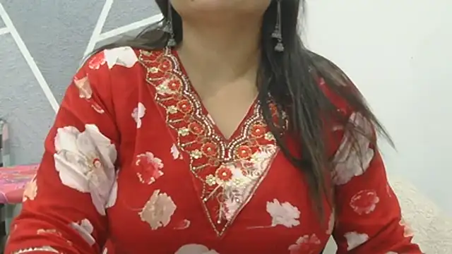 Manpreet cute online show from 04/10/26, 11:15