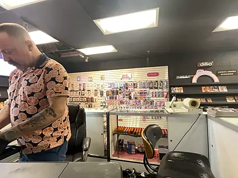 Snapshot of RawRyder8 chatting on 02/11/25, 09:25 RawRyder8 online show from 02/11/25, 09:25