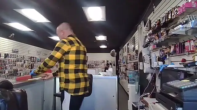 Snapshot of RawRyder8 chatting on 10/09/25, 10:30 RawRyder8 online show from 10/09/25, 10:30