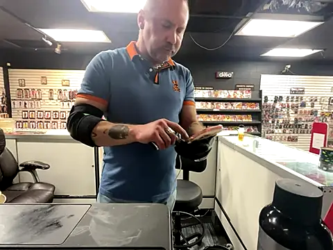 RawRyder8 online show from 11/26/25, 02:23