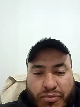 Snapshot of Dulce000000 chatting on 03/17/26, 04:06 Dulce000000 online show from 03/17/26, 04:06