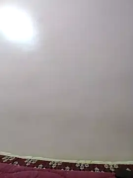 LoNa-daloua online show from 10/15/25, 10:43