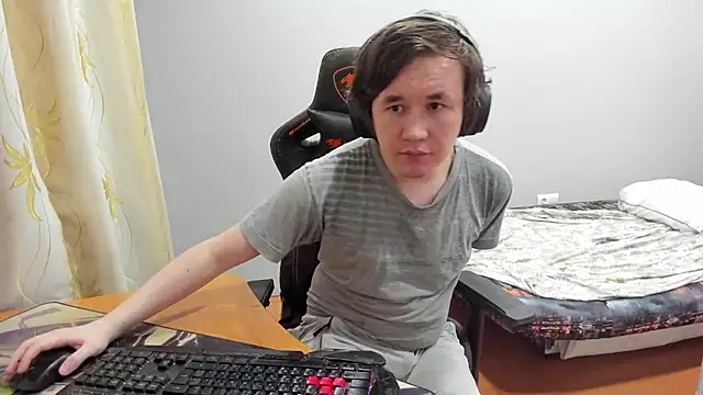 iliaskrislove online show from 09/18/25, 03:47