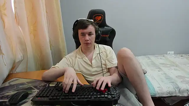 iliaskrislove online show from 02/18/26, 03:57