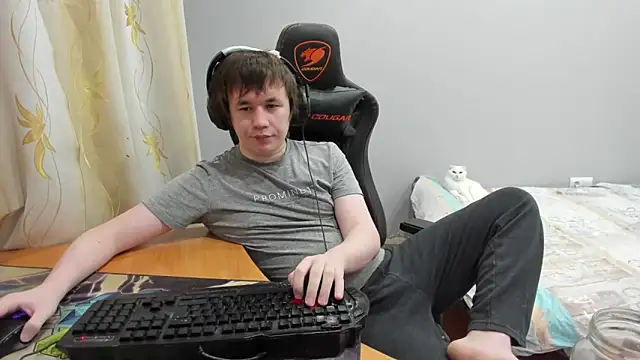 iliaskrislove online show from 03/18/26, 04:10