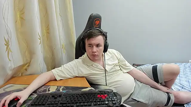 iliaskrislove online show from 05/08/26, 09:53