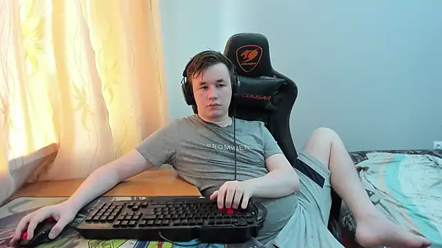 iliaskrislove online show from 06/21/26, 12:08