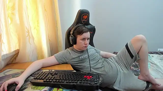 iliaskrislove online show from 06/25/26, 05:12