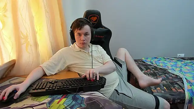 iliaskrislove online show from 07/16/26, 06:19