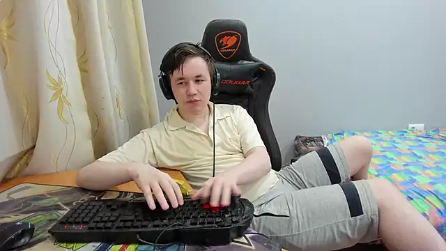 iliaskrislove online show from 07/16/26, 10:49