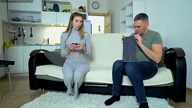 littlesweettifany online show from 12/01/24, 04:40