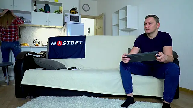 littlesweettifany online show from 12/24/24, 09:28