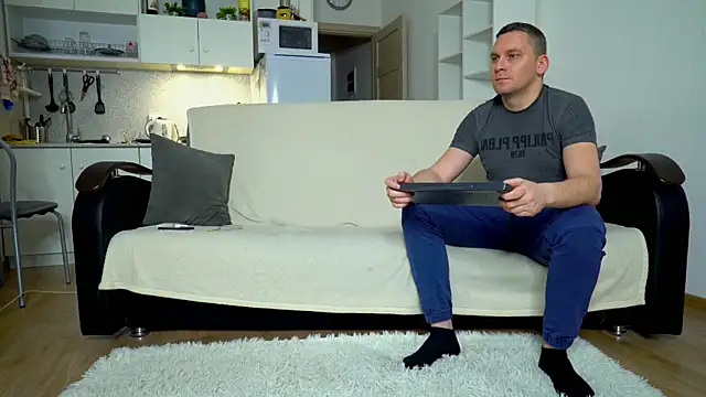 littlesweettifany online show from 02/05/25, 03:09