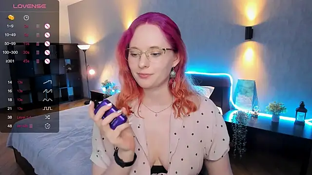 Aemilia  online show from 01/16/25, 03:02