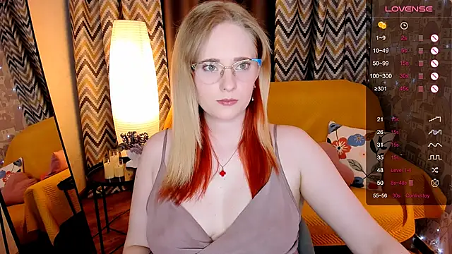 Aemilia  online show from 03/31/26, 08:26