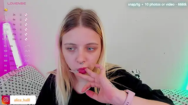 Alice Halle online show from 02/04/25, 08:49