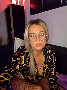 SpicyVicky online show from 11/04/25, 06:01