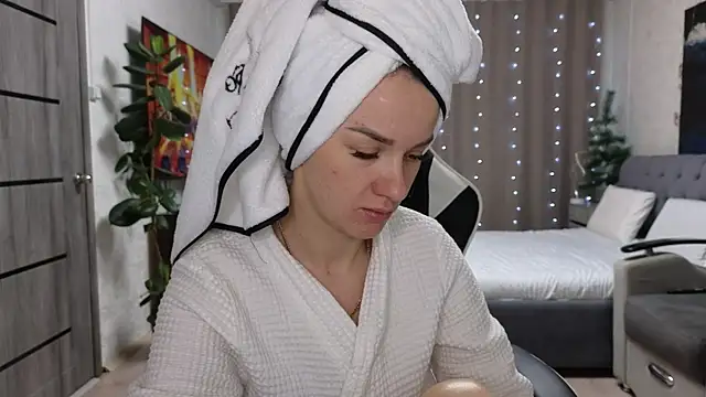 Strip-Lady online show from 12/19/25, 06:20